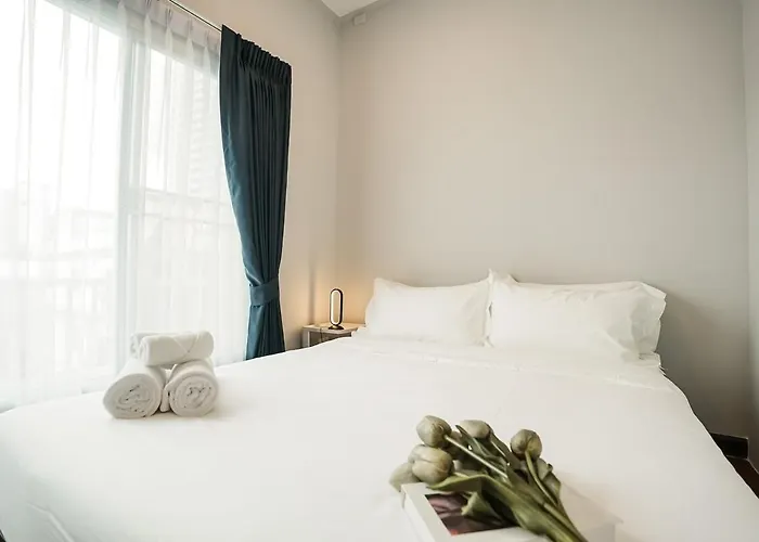 Villa 906 Center Single Pool Bts Asok 5 Bedrooms 6 Bathrooms