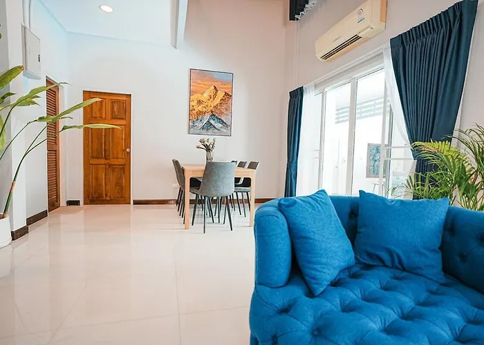 906 Center Single Pool Bts Asok 5 Bedrooms 6 Bathrooms