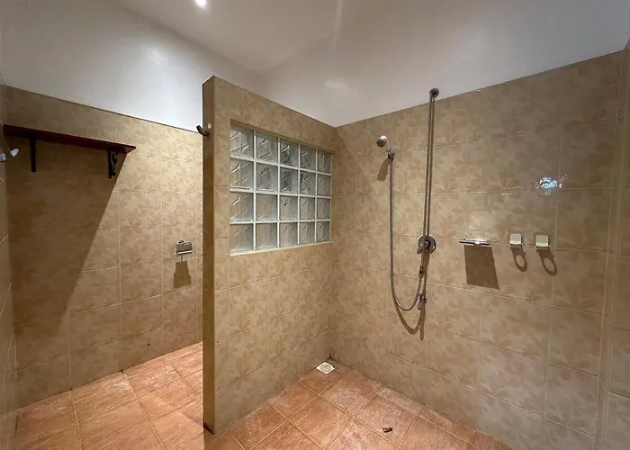 906 Center Single Pool Bts Asok 5 Bedrooms 6 Bathrooms *