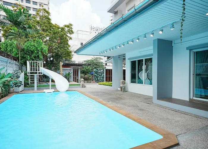906 Center Single Pool Bts Asok 5 Bedrooms 6 Bathrooms