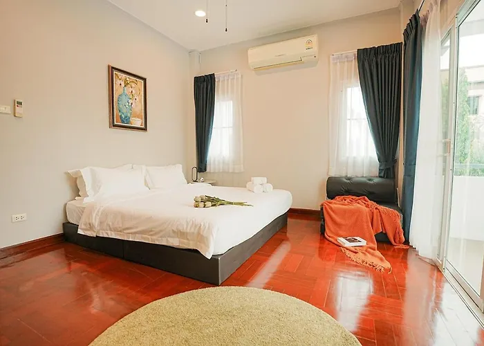 Villa 906 Center Single Pool Bts Asok 5 Bedrooms 6 Bathrooms Bangkok