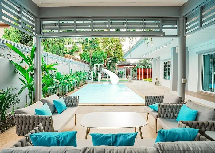 Villa 906 Center Single Pool Bts Asok 5 Bedrooms 6 Bathrooms *