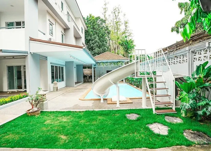 906 Center Single Pool Bts Asok 5 Bedrooms 6 Bathrooms *