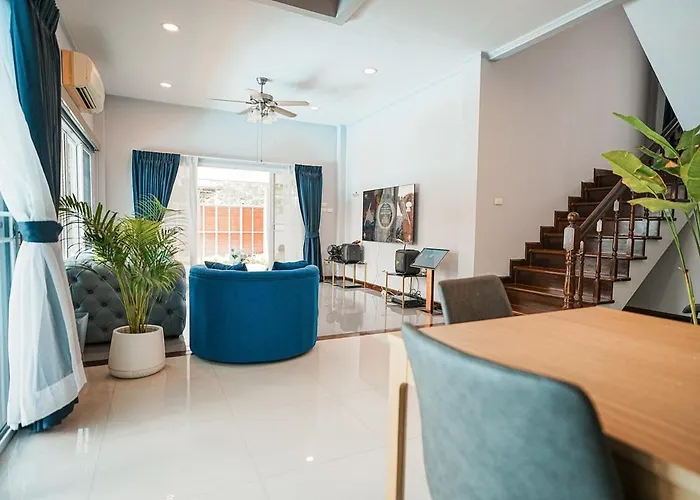 906 Center Single Pool Bts Asok 5 Bedrooms 6 Bathrooms