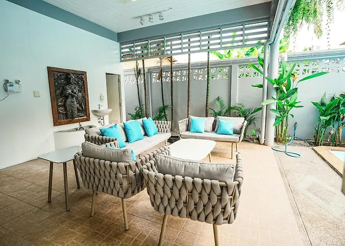 906 Center Single Pool Bts Asok 5 Bedrooms 6 Bathrooms