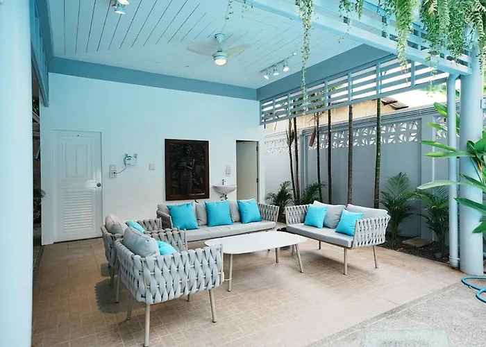 Villa 906 Center Single Pool Bts Asok 5 Bedrooms 6 Bathrooms Bangkok