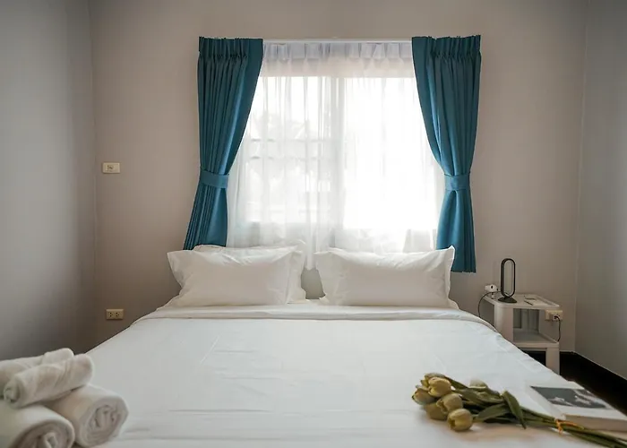 Villa 906 Center Single Pool Bts Asok 5 Bedrooms 6 Bathrooms