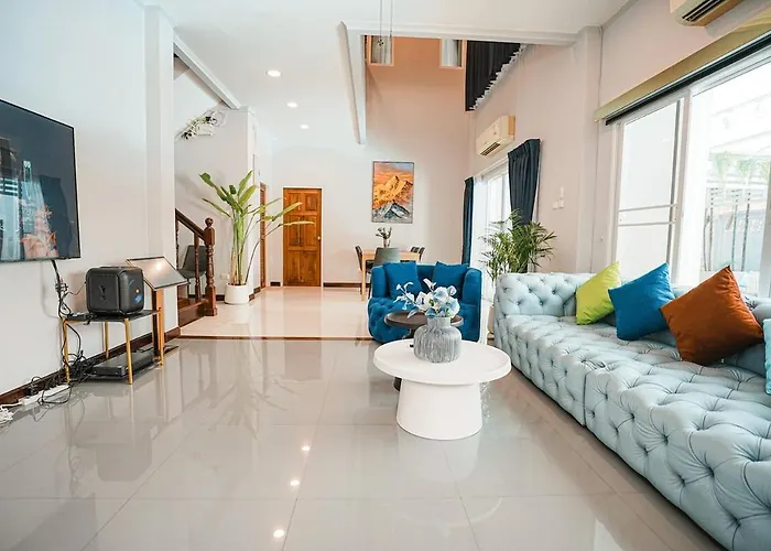 Villa 906 Center Single Pool Bts Asok 5 Bedrooms 6 Bathrooms Bangkok